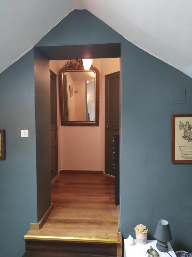 Bed and Breakfast Petit Saint Hubert 1 A 4 Personnes Velles  Zewnętrze zdjęcie